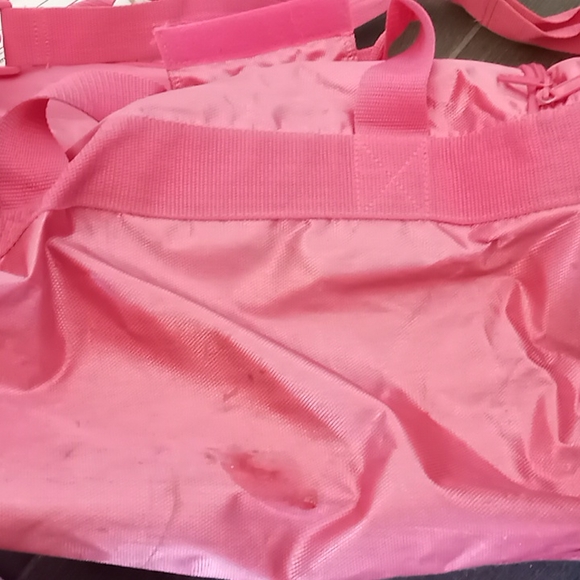 Adidas Pink Duffle Sports Bag - Picture 5 of 5